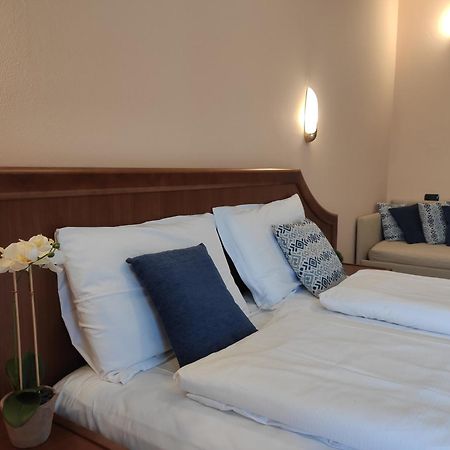 Hotel Giardino كانوبيو المظهر الخارجي الصورة