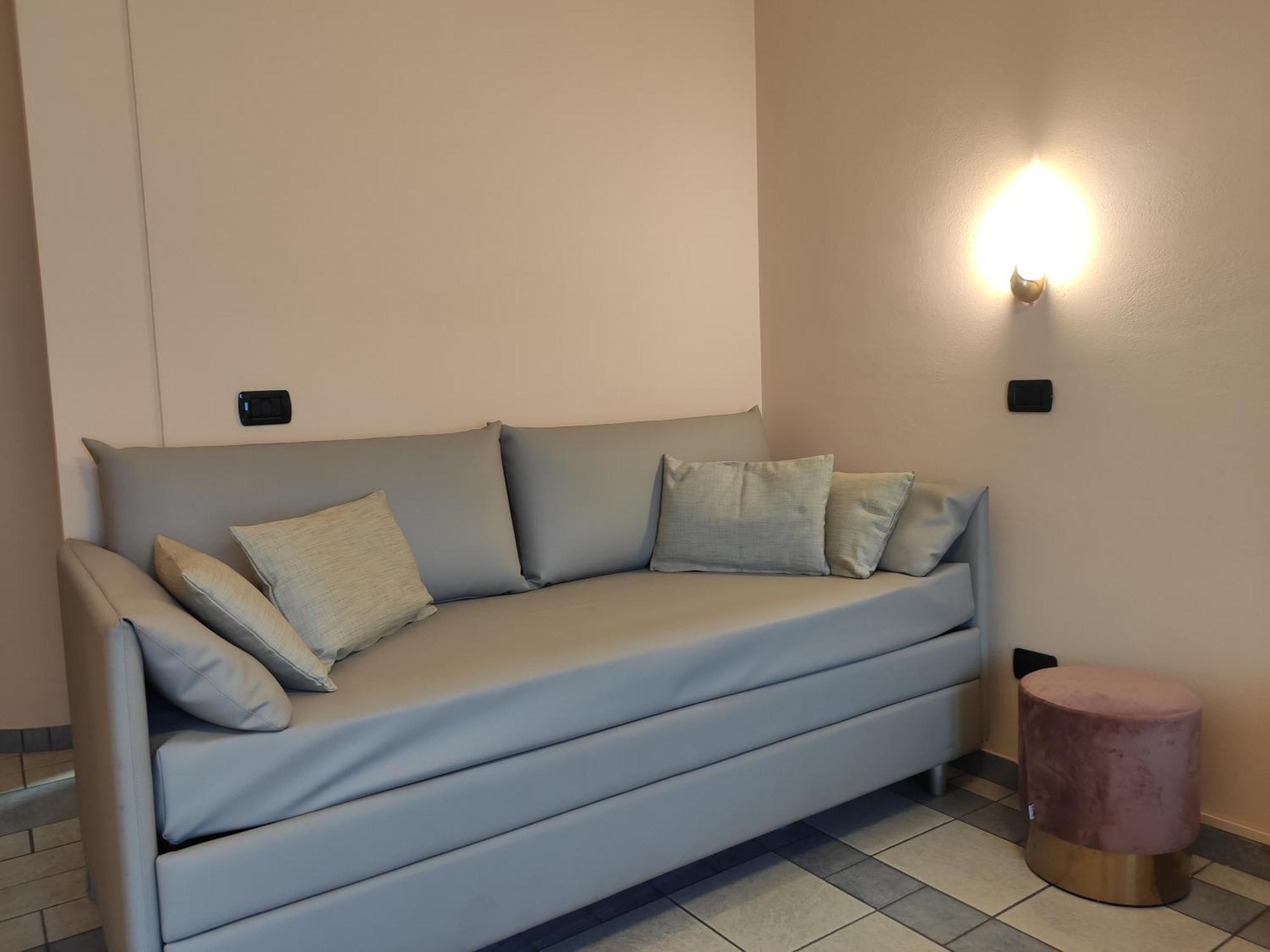 Hotel Giardino كانوبيو المظهر الخارجي الصورة